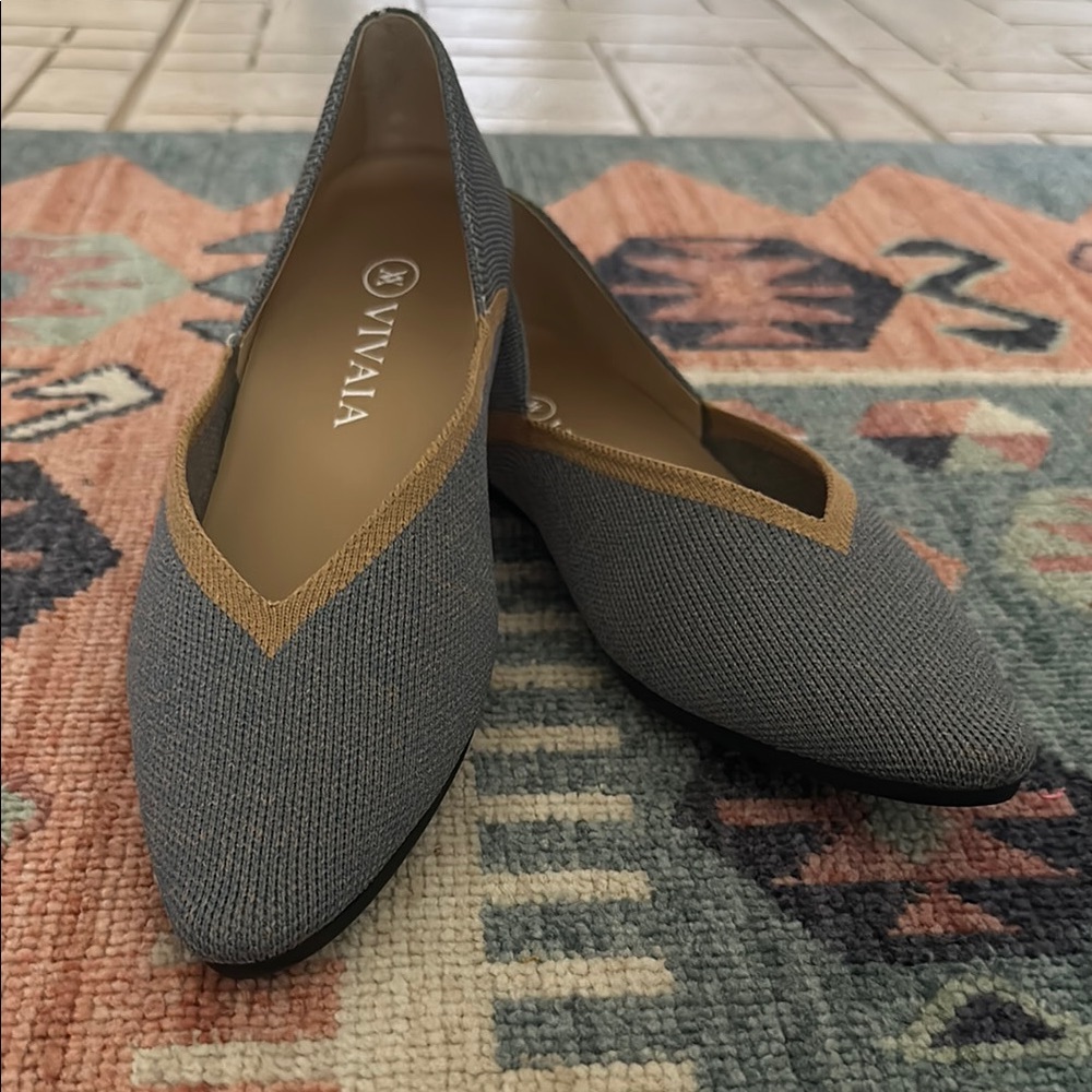 Vivaia Gray and Tan Flats